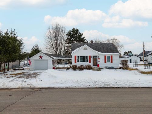 512 Baltic Ave, Caspian, MI, 49915-5125 | Card Image