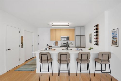 unit-124-8 Chester Ave, White Plains, NY, 10601-5129 | Card Image