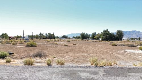 3201 W Hardy Ln, Pahrump, NV, 89048 | Card Image