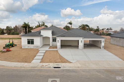 13601 Philip Phelps Ave, Bakersfield, CA, 93314-7243 | Card Image