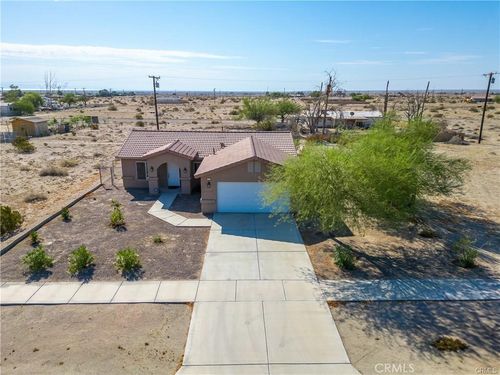 2334 Marlin Dr, Thermal, CA, 92274 | Card Image