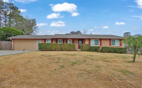 643 Rebecca St Nw, Lilburn, GA, 30047-2743 | Card Image