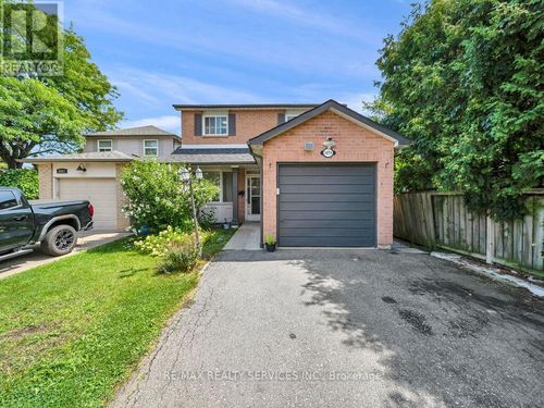 3079 Bartholomew Cres, Mississauga, ON, L5N3K9 | Card Image