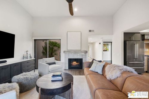 300 E Tiffany Cir, Palm Springs, CA, 92262 | Card Image