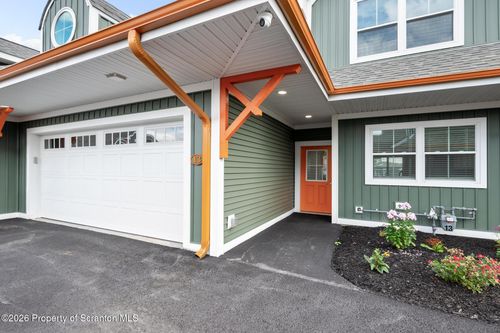 13 Dunbar Way, Old Forge, PA, 18518-3100 | Card Image