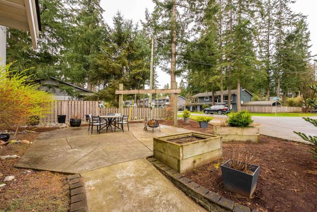 20368 39 Avenue, House other with 4 bedrooms, 3 bathrooms and 9 parking in Langley BC | Image 3
