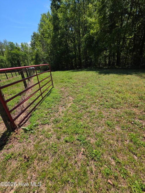 000 Johnson Town Rd, Zebulon, NC, 27597 | Card Image