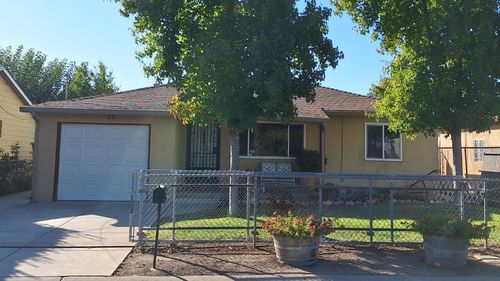 4044 E 4th Street, Stockton, CA, 95215 | Card Image