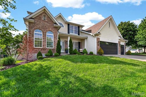 1009 Speckledwood Manor Ct, Chesterfield, MO, 63017-2489 | Card Image