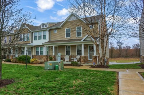 221 Spring Blossom Cir, Beaver Falls, PA, 15010-1183 | Card Image