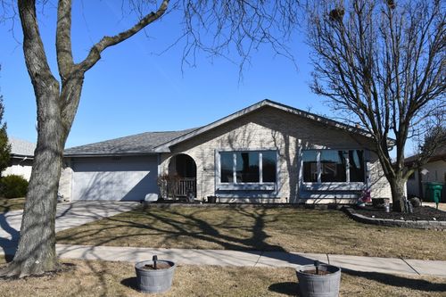 15545 Mimosa Dr, Orland Park, IL, 60462-5120 | Card Image