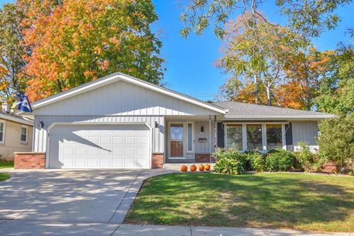 5159 S 19th St, Milwaukee, WI, 53221-3503 | Card Image