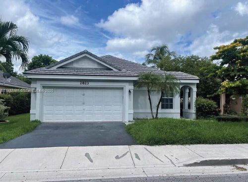 0-2823 Lake Park Cir E, Davie, FL, 33328-7018 | Card Image