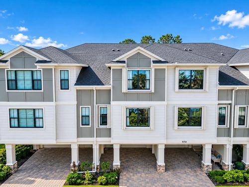 9705 Bay Grove Ln, TAMPA, FL, 33615-4319 | Card Image