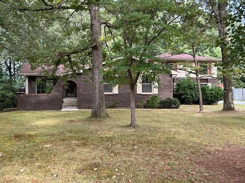 639 Parkway Rd, Tullahoma, TN, 37388-5352 | Card Image
