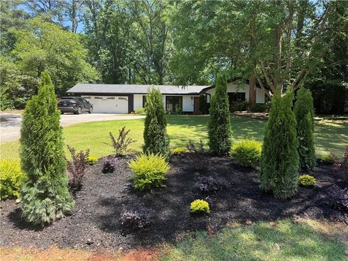 2485 Shallowford Rd Ne, Atlanta, GA, 30345-1363 | Card Image