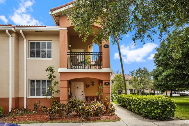 206 - 3481 Briar Bay Boulevard, Condo with 3 bedrooms, 2 bathrooms and null parking in West Palm Beach FL | Image 1