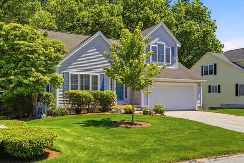 6 Meadowood Dr, Exeter, NH, 03833-4736 | Card Image