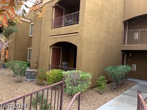 unit-2015-950 Seven Hills Dr, Henderson, NV, 89052-4308 | Card Image