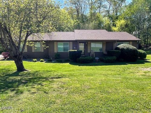 1229 Nashua Dr, Seymour, TN, 37865-4102 | Card Image