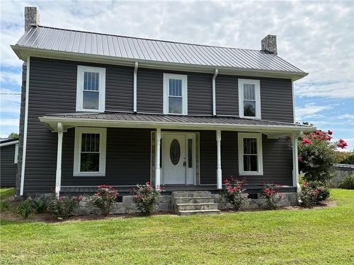 7655 Salem Chapel Rd, Walnut Cove, NC, 27052-9563 | Card Image