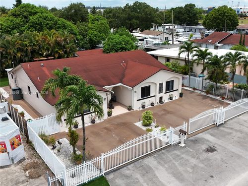 10532 Nw 30th Ave, Miami, FL, 33147-1128 | Card Image