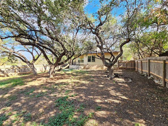 2106 Red Fox Rd, House other with 3 bedrooms, 2 bathrooms and 2 parking in Austin TX | Image 28