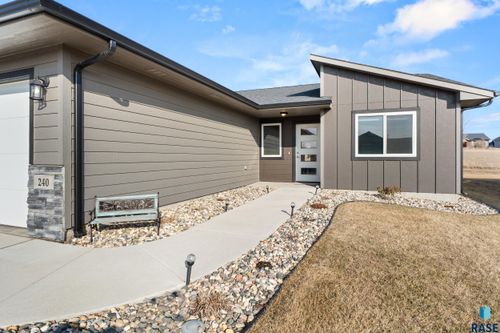 240 N Ceylon Ave Avenue, Tea, SD, 57064 | Card Image