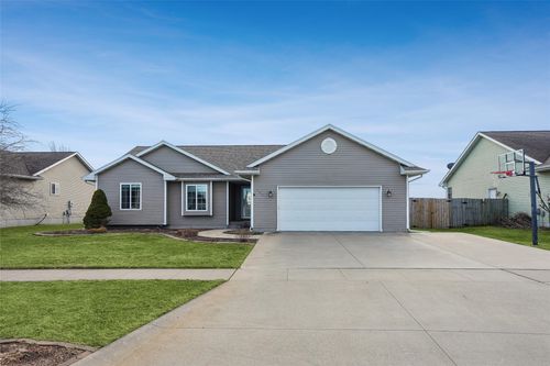 106 Ashtyn Ln, Prairie City, IA, 50228-8790 | Card Image