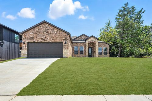 716 Oak Creek Dr, Hutchins, TX, 75141-4130 | Card Image