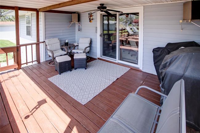 708 N Giddings Ave, House other with 3 bedrooms, 2 bathrooms and 2 parking in Jerseyville IL | Image 61