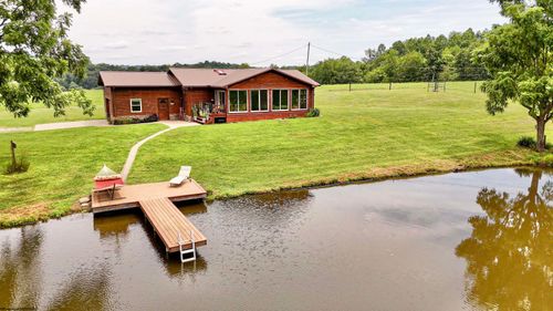 457 Cedar Ln, West Union, WV, 26456-8946 | Card Image