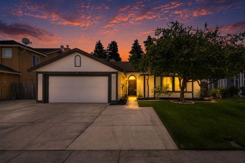 774 Sugar Pine Dr, Lathrop, CA, 95330-9070 | Card Image
