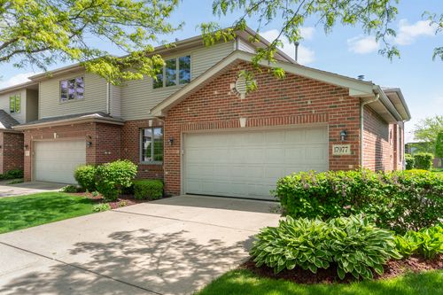 17977 Lochwood Pl, Tinley Park, IL, 60487-5136 | Card Image