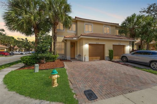 3230-3230 Nw 32nd Ter, Oakland Park, FL, 33309-8213 | Card Image