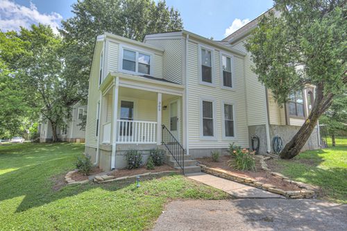 305 Rachels Ct E, Hermitage, TN, 37076-2212 | Card Image