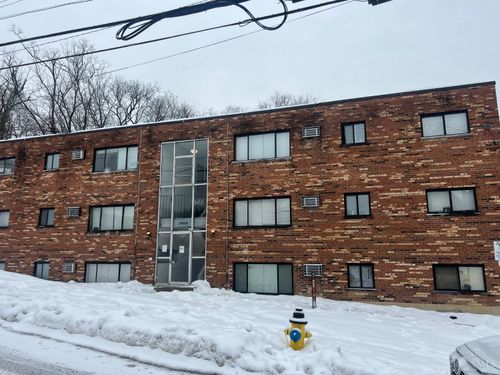 2486 White St, Cincinnati, OH, 45214-1182 | Card Image