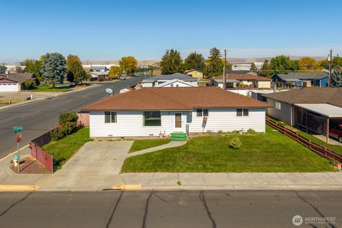 617 I St Sw, Quincy, WA, 98848-1326 | Card Image