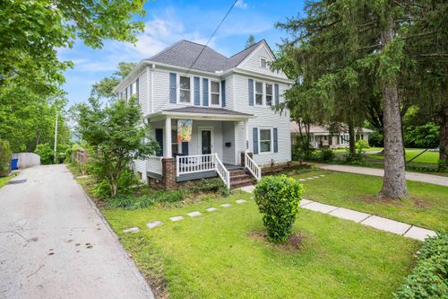 318 Jackson St, Berea, KY, 40403-1720 | Card Image