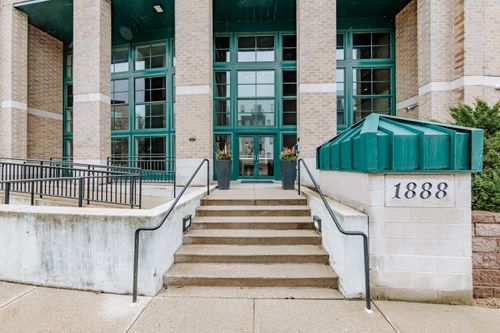 1888 N Water St, Milwaukee, WI, 53202-1567 | Card Image