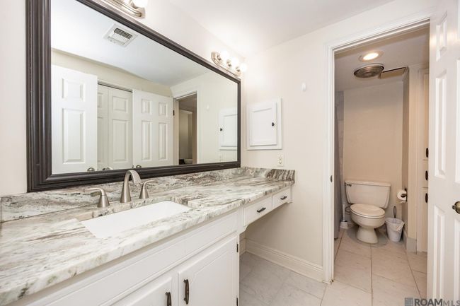 10218 N Magna Carta Pl, Townhouse with 4 bedrooms, 3 bathrooms and 2 parking in Baton Rouge LA | Image 12