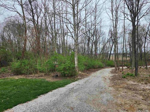 1232 Raleigh Dr, Evansville, IN, 47725-7811 | Card Image