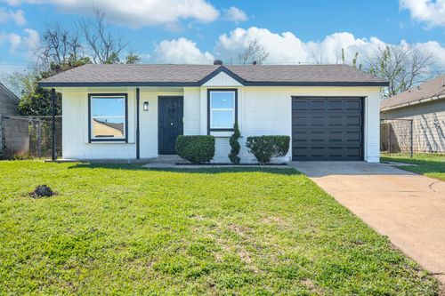 3538 Cork Dr, Houston, TX, 77047-2724 | Card Image
