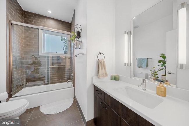 APT-6 - 1767 Lanier Pl Nw, Condo with 2 bedrooms, 2 bathrooms and null parking in WASHINGTON DC | Image 15