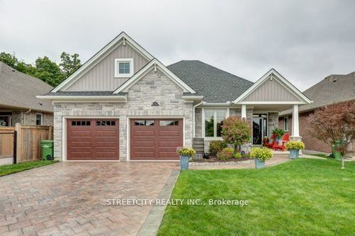 32 Acorn Trail, Saint Thomas, ON, N5R0H5 | Card Image