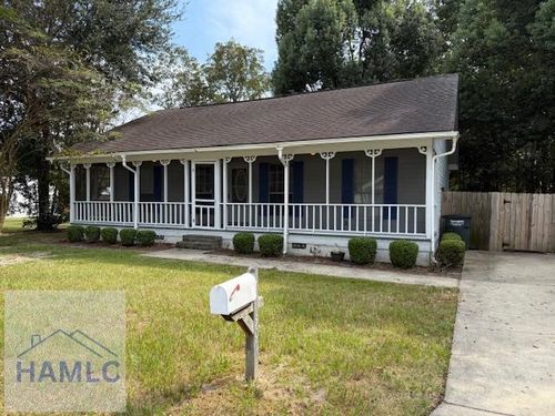 301 E Cedar St, Glennville, GA, 30427-2415 | Card Image