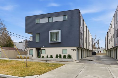 9-351 800, Salt Lake City, UT, 84103-1418 | Card Image