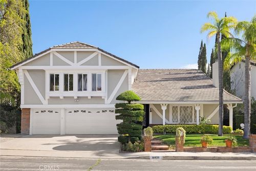 18938 Granada Cir, Porter Ranch, CA, 91326-1506 | Card Image