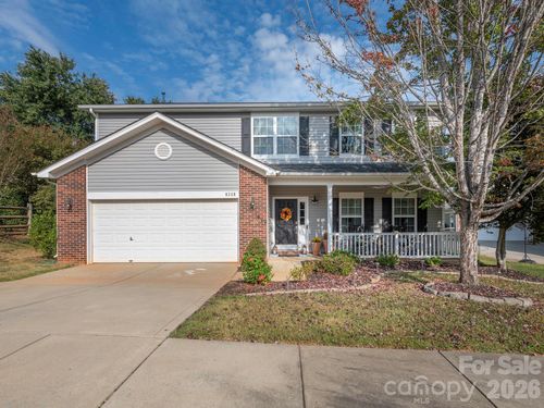 8208 Stourhead Gardens Ln, Waxhaw, NC, 28173-6201 | Card Image