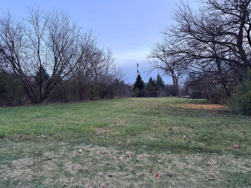 85 S East River Rd, Des Plaines, IL, 60016-3513 | Card Image